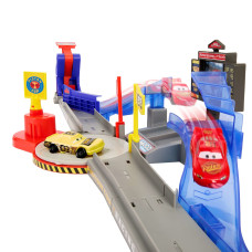 CARS DE DISNEY Y PIXAR PISTA DE ACROBACIAS DE LA COPA PISTÓN